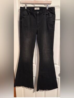 Free People Black Flared Women’s Jeans - size 31